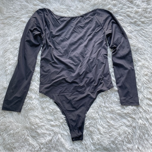 Princess Polly Tops - Princess Polly Gatewood Long Sleeve Bodysuit